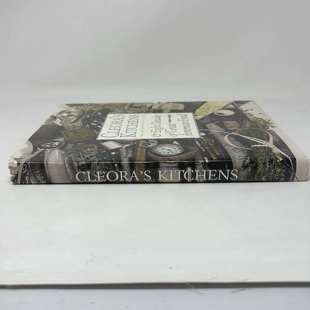 Cleora's Kitchens The Memoir of a Cook Vintage 1985 Cookbook by Cleora Butler‎